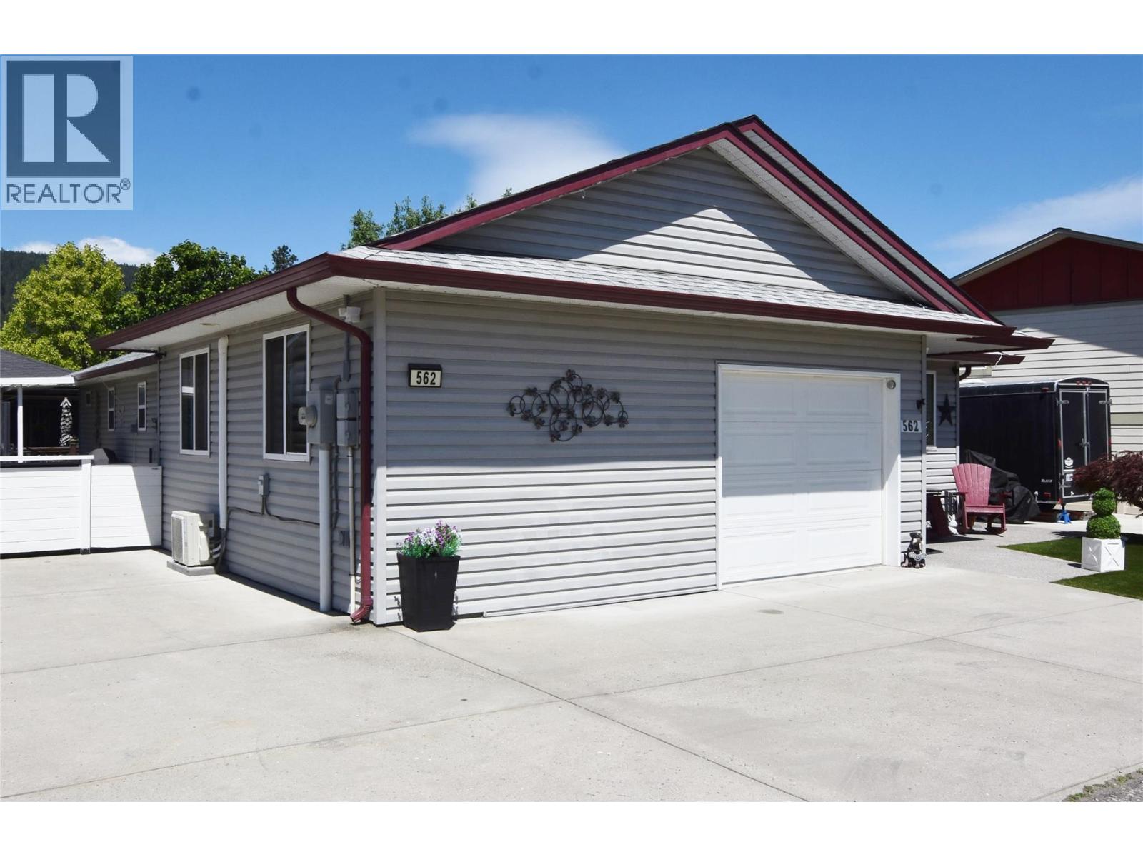 562 Meadowlark Avenue - 5