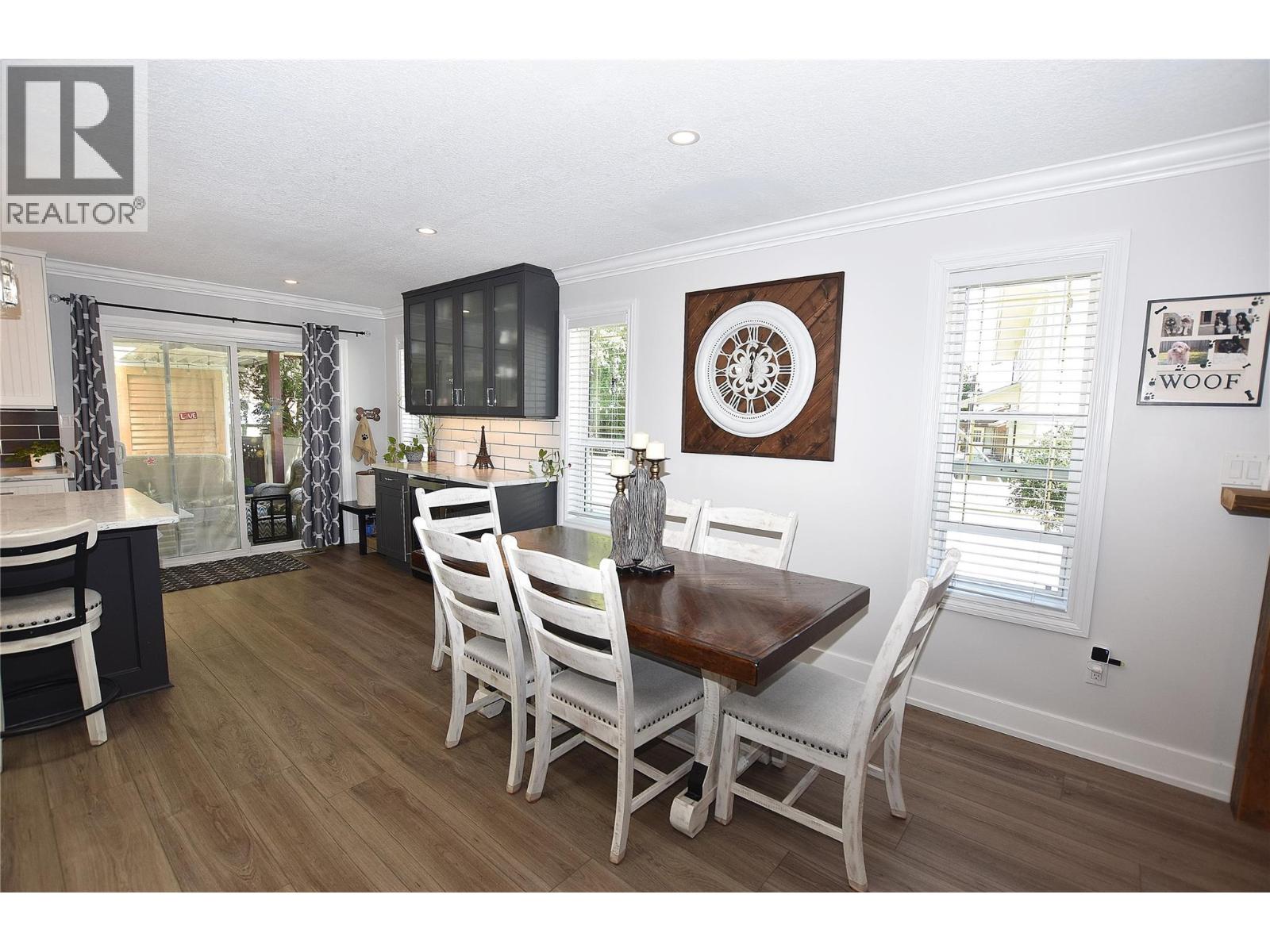 562 Meadowlark Avenue - 21