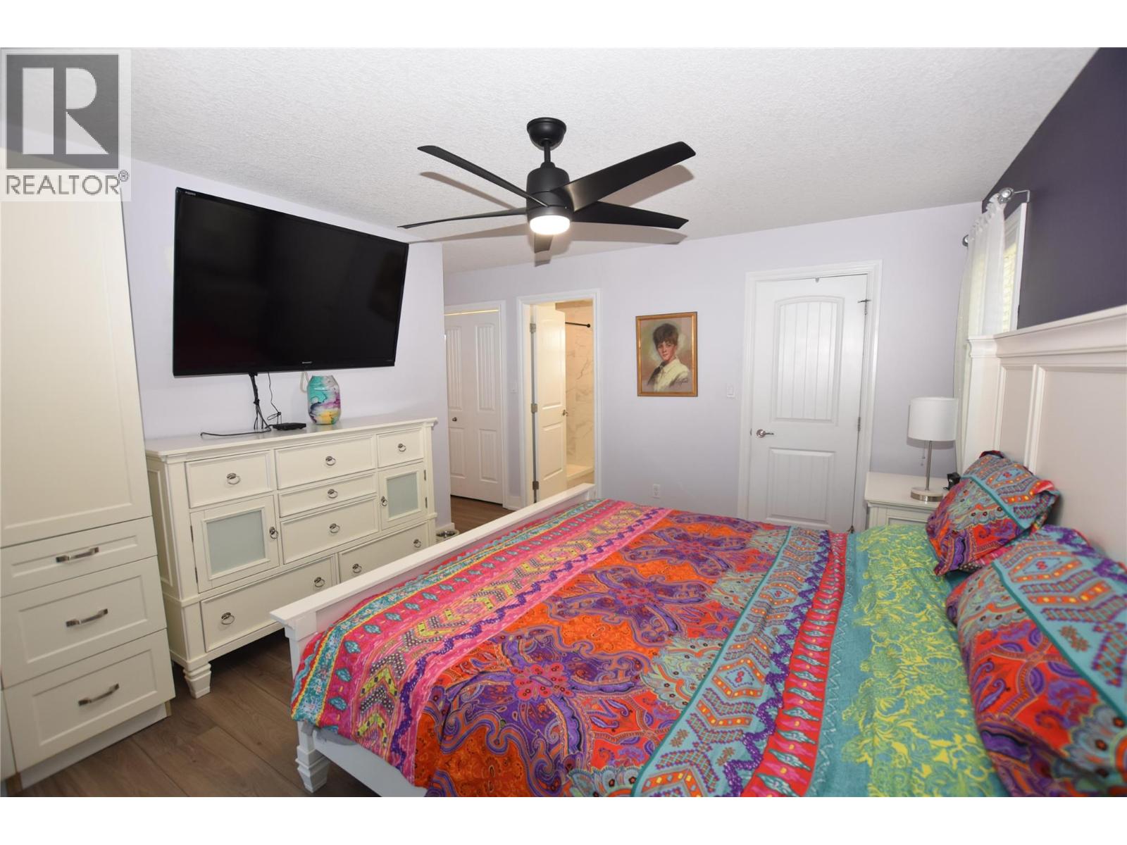 562 Meadowlark Avenue - 24