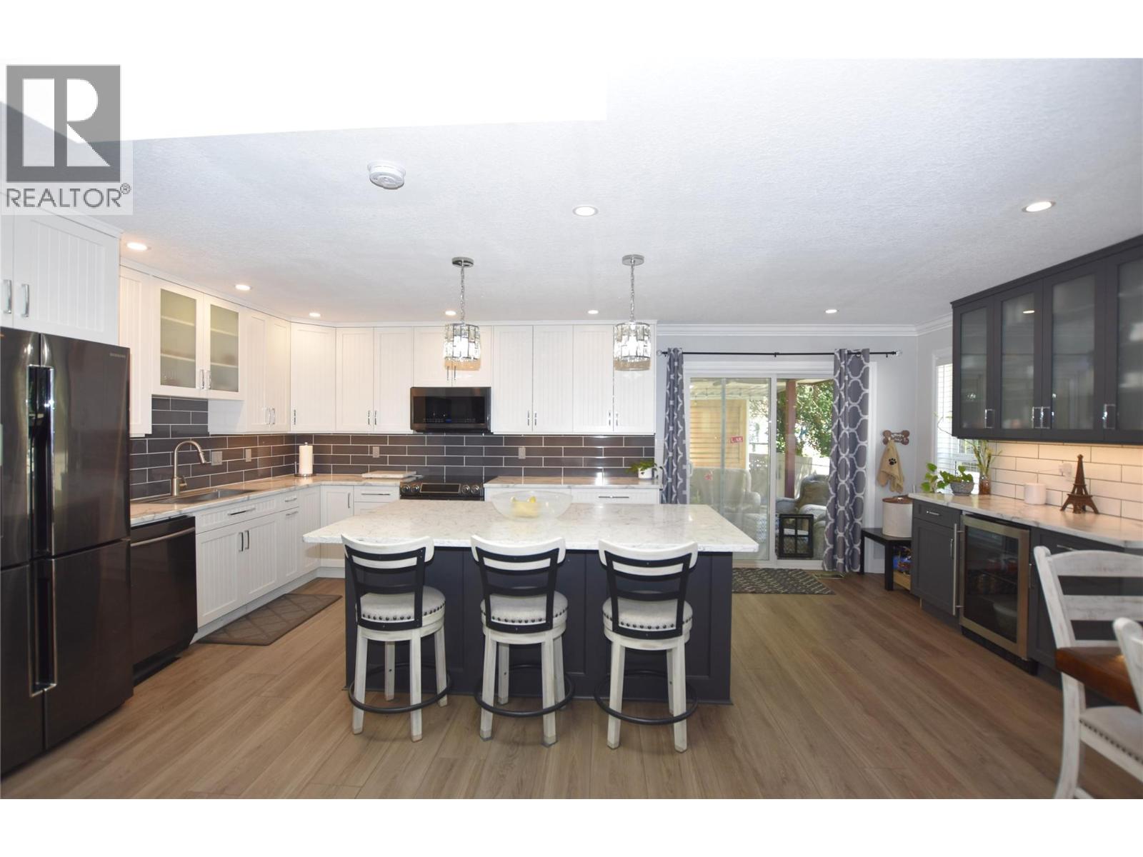 562 Meadowlark Avenue - 15