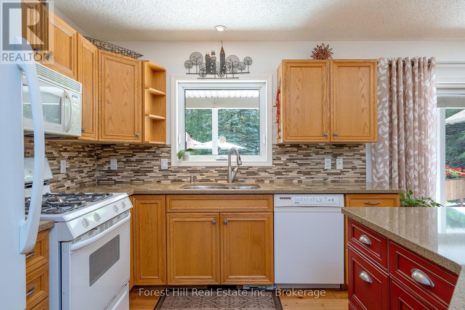 131 ASPEN WAY - Image 23