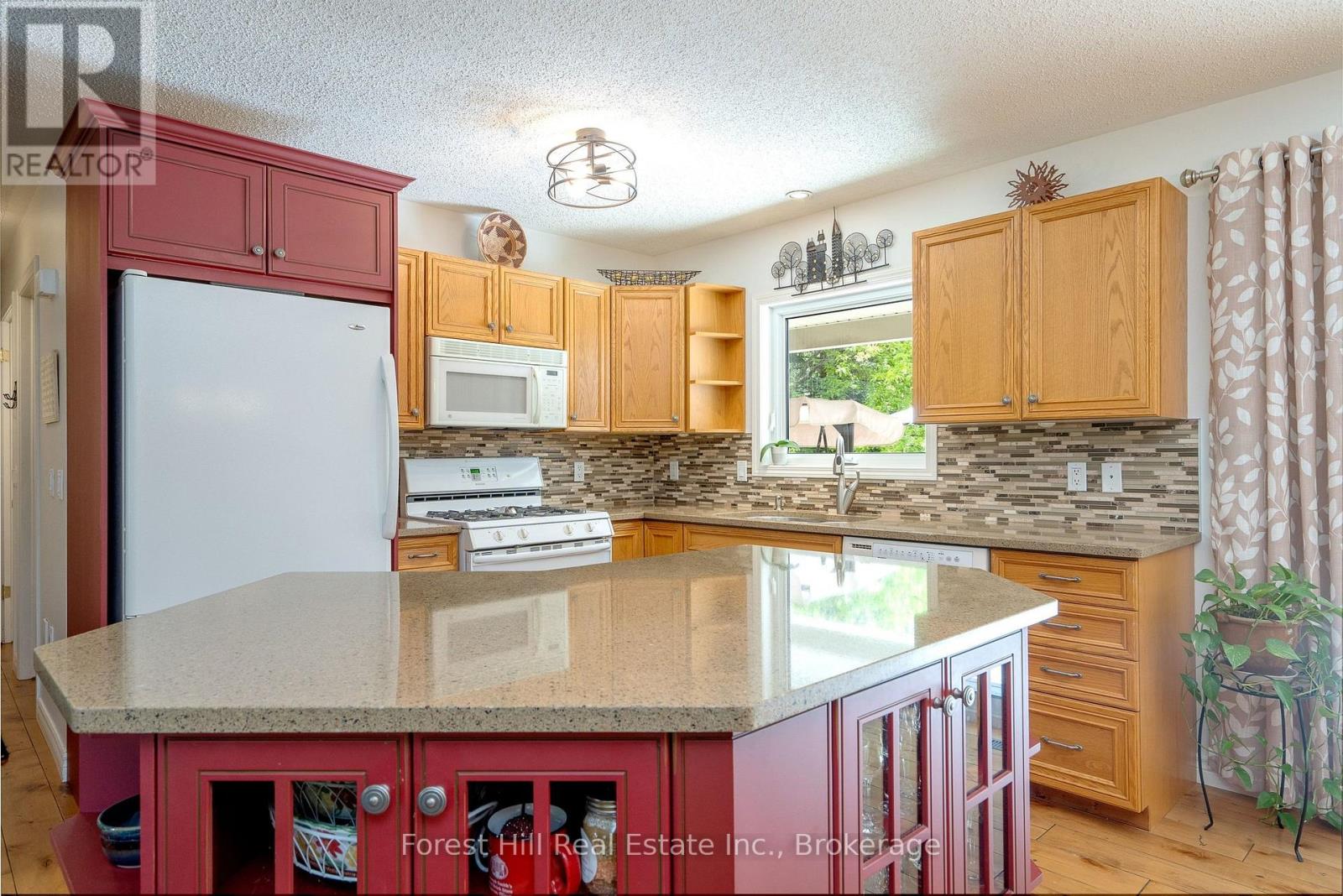 131 ASPEN WAY - Image 24