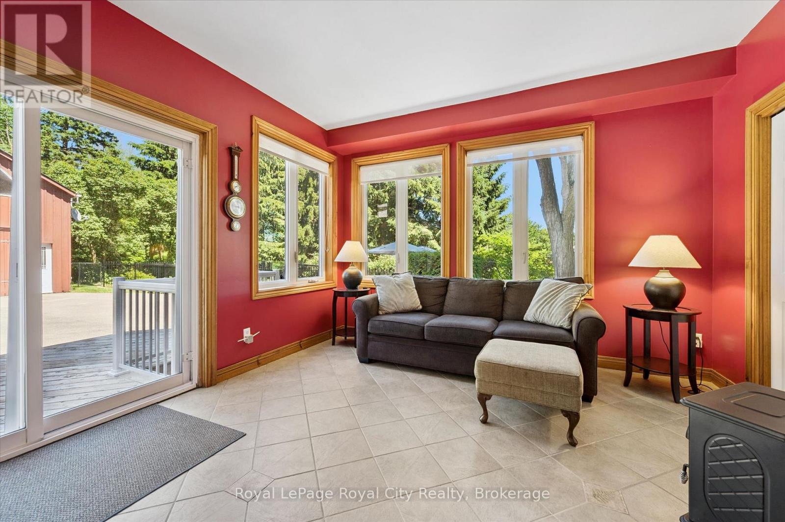 33 NORTH BROADWAY STREET - 16