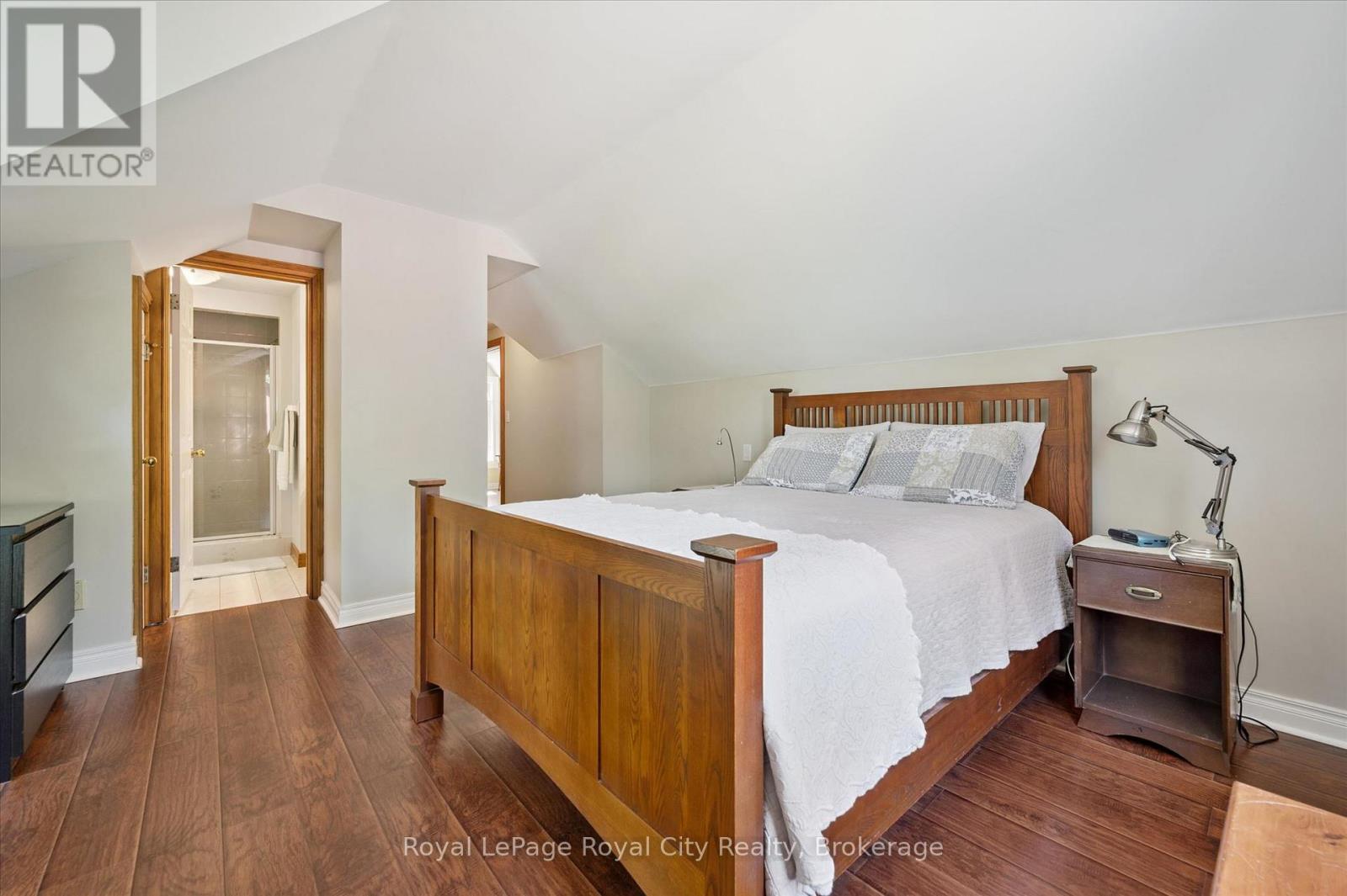 33 NORTH BROADWAY STREET - 22