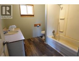 43378 N 97 Highway, Quesnel, BC V2J6X5 Photo 10