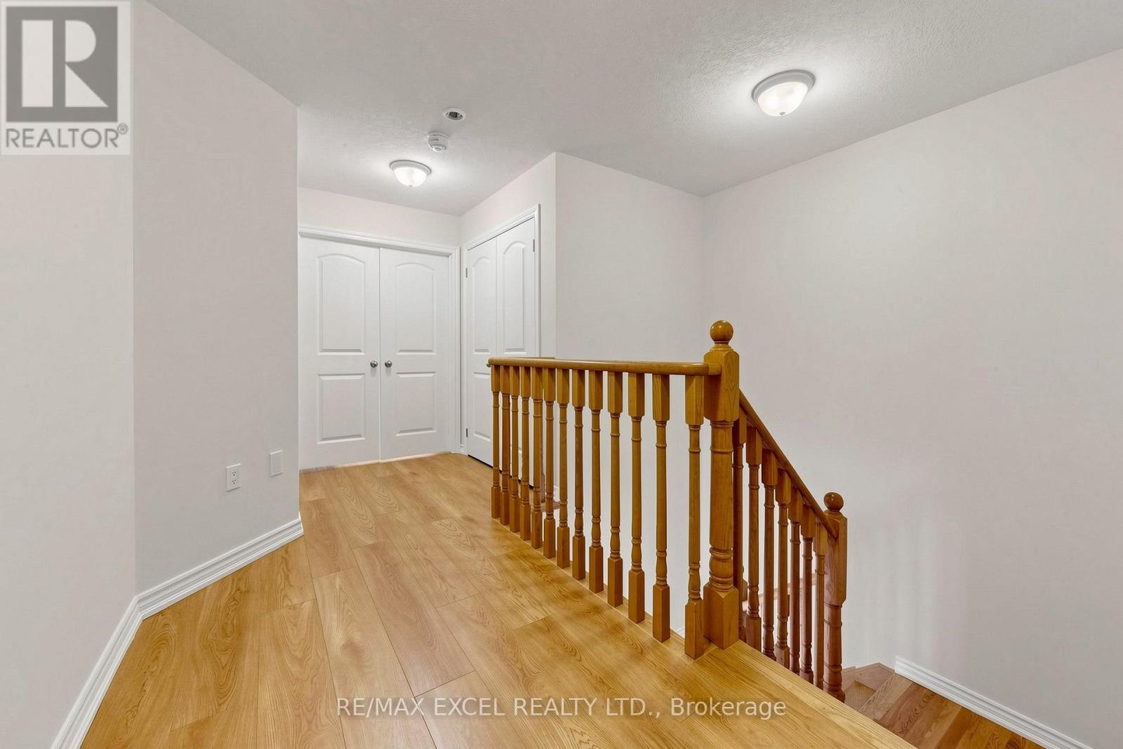 29 BAMBURG STREET N - 19