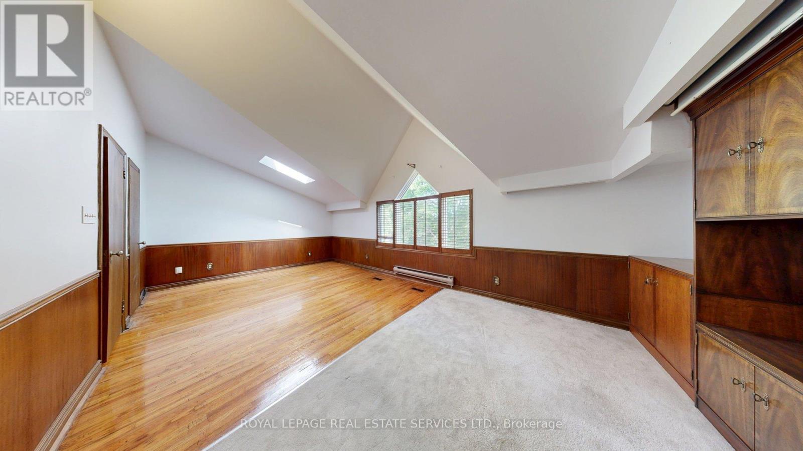 31 BURNHAMTHORPE PARK BOULEVARD - 27