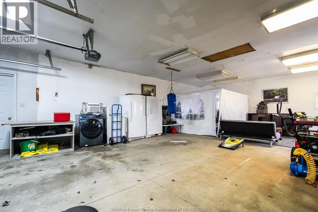 672 Talbot ROAD - 32
