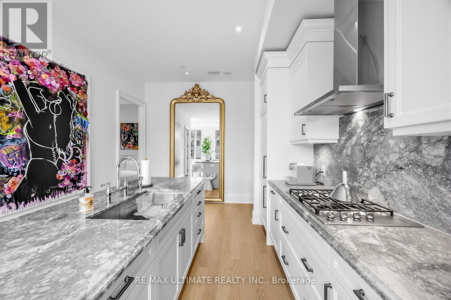 #202 133 HAZELTON AVENUE - 12