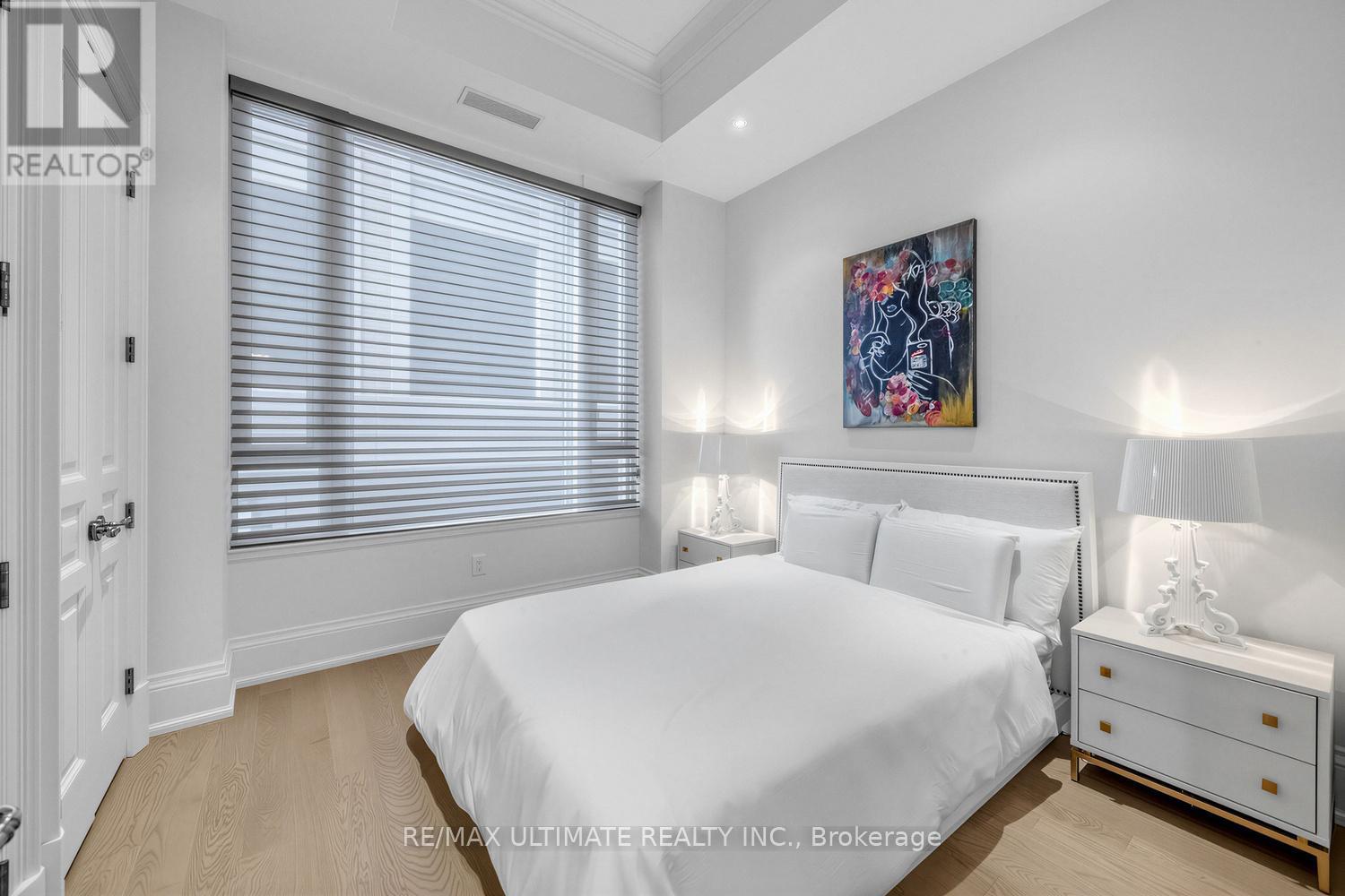 #202 133 HAZELTON AVENUE - 24