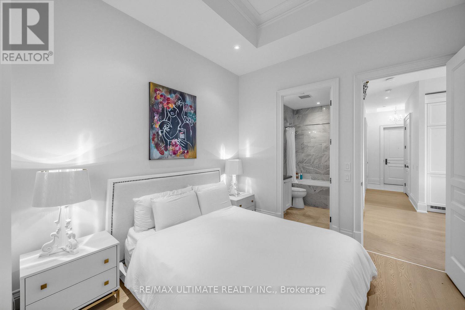 #202 133 HAZELTON AVENUE - 25