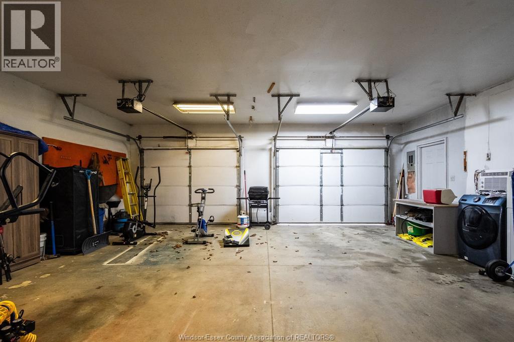 672 Talbot ROAD - 34