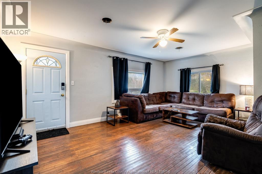672 Talbot ROAD - 5