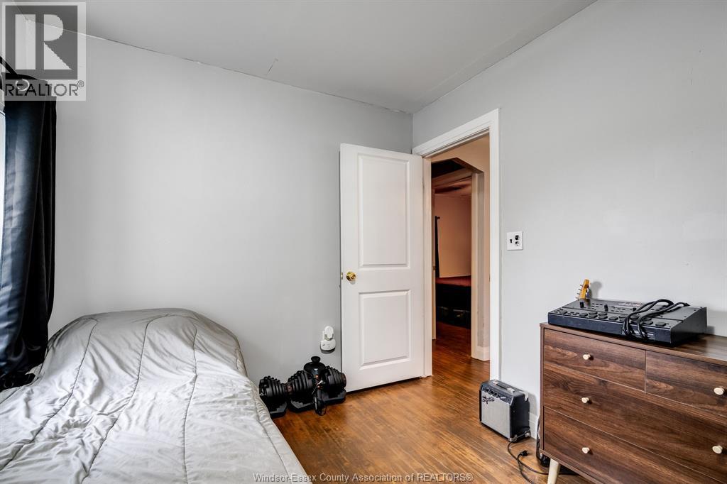672 Talbot ROAD - 23