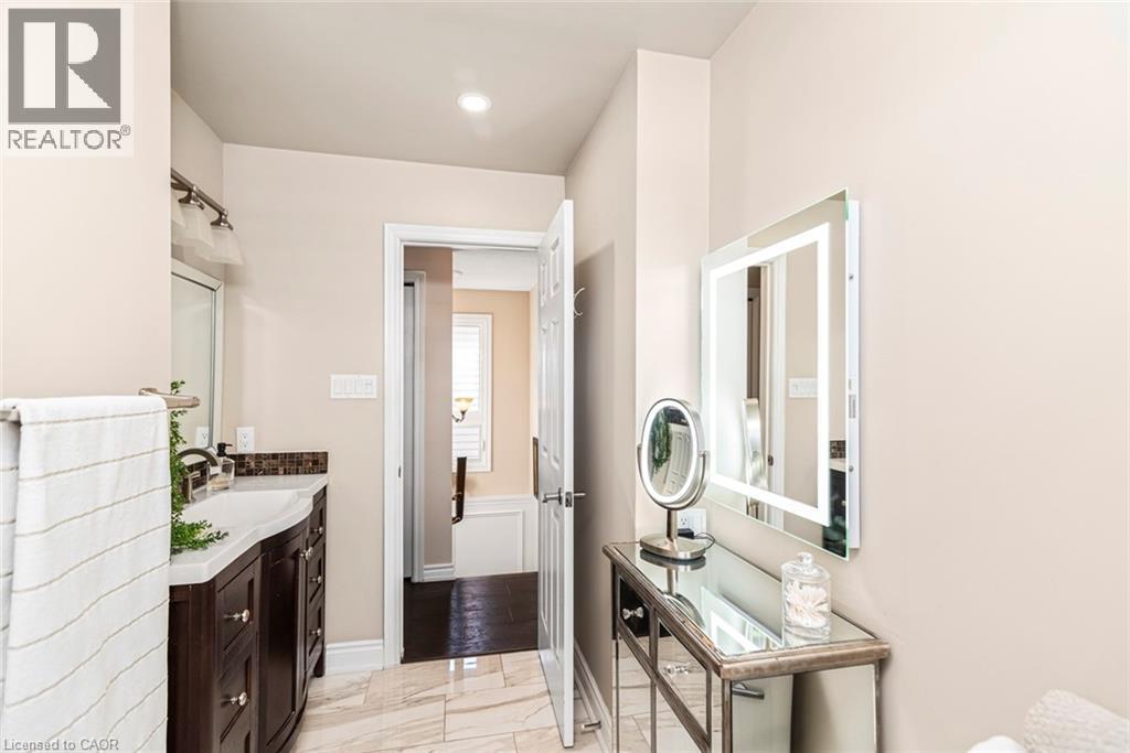 27 BEAVERTON Drive - 32