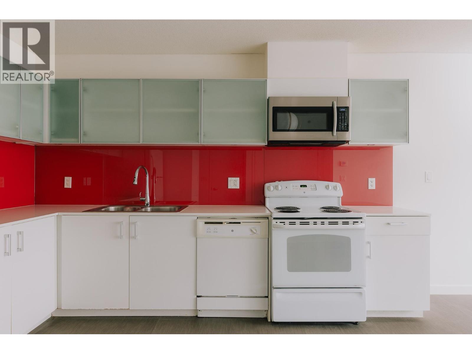 609 66 W CORDOVA STREET, Vancouver