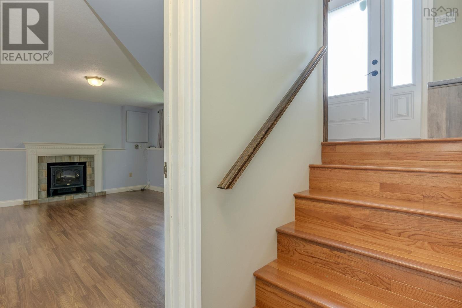 Property 27 of 38 of 28 Eastwood Court