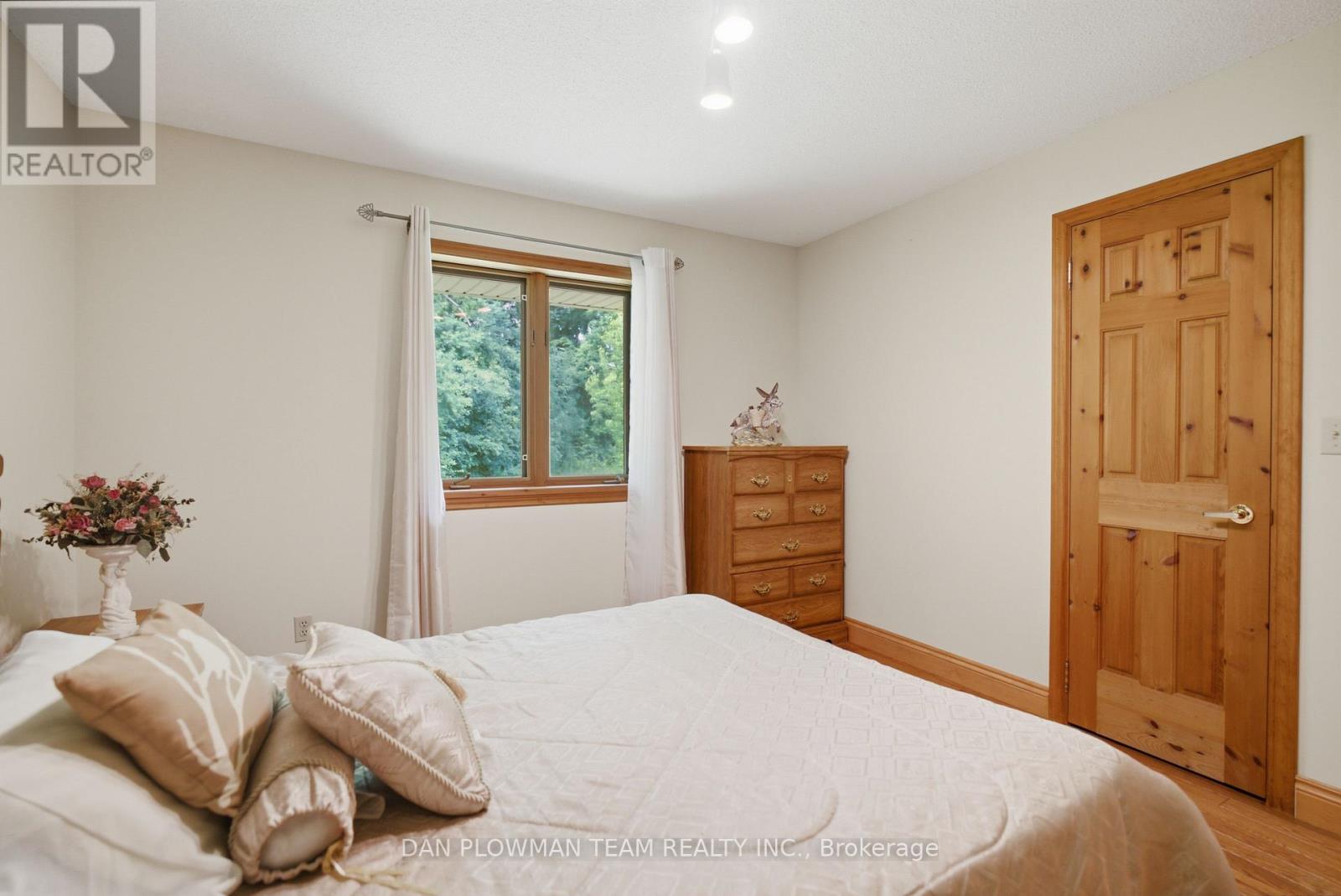 9640 DAGMAR ROAD - 22