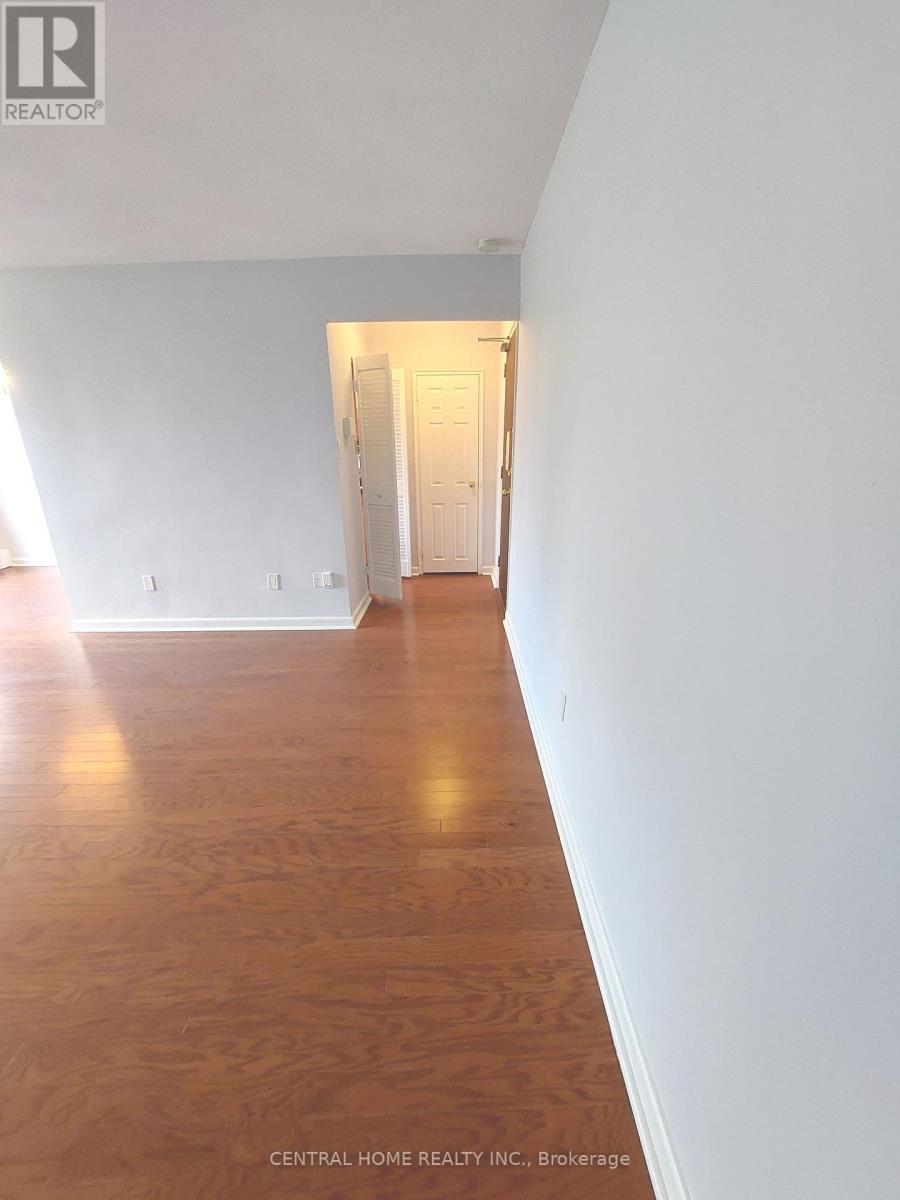 #504 921 MIDLAND AVENUE - 2