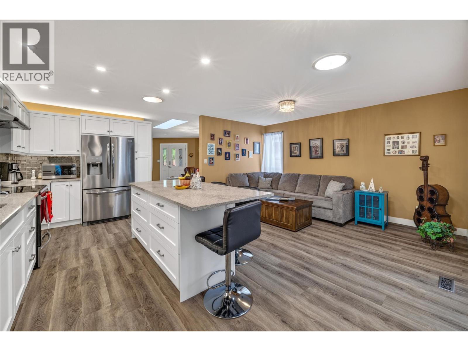 #102 649 Latimer Street - 7
