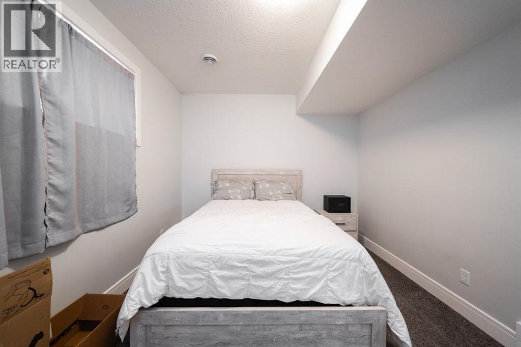 340 Dixon Road — photo 36