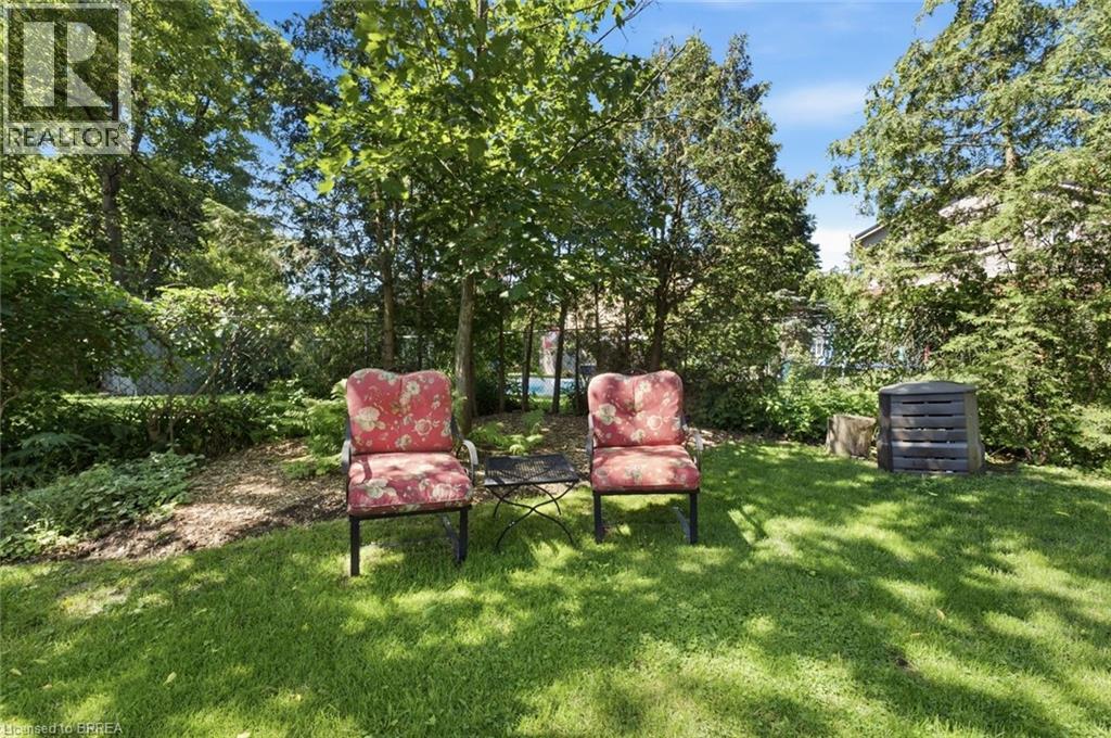 4-bedroom home for sale at 73 GRAND RIVER Street S, Paris ON · photo 31 of 41