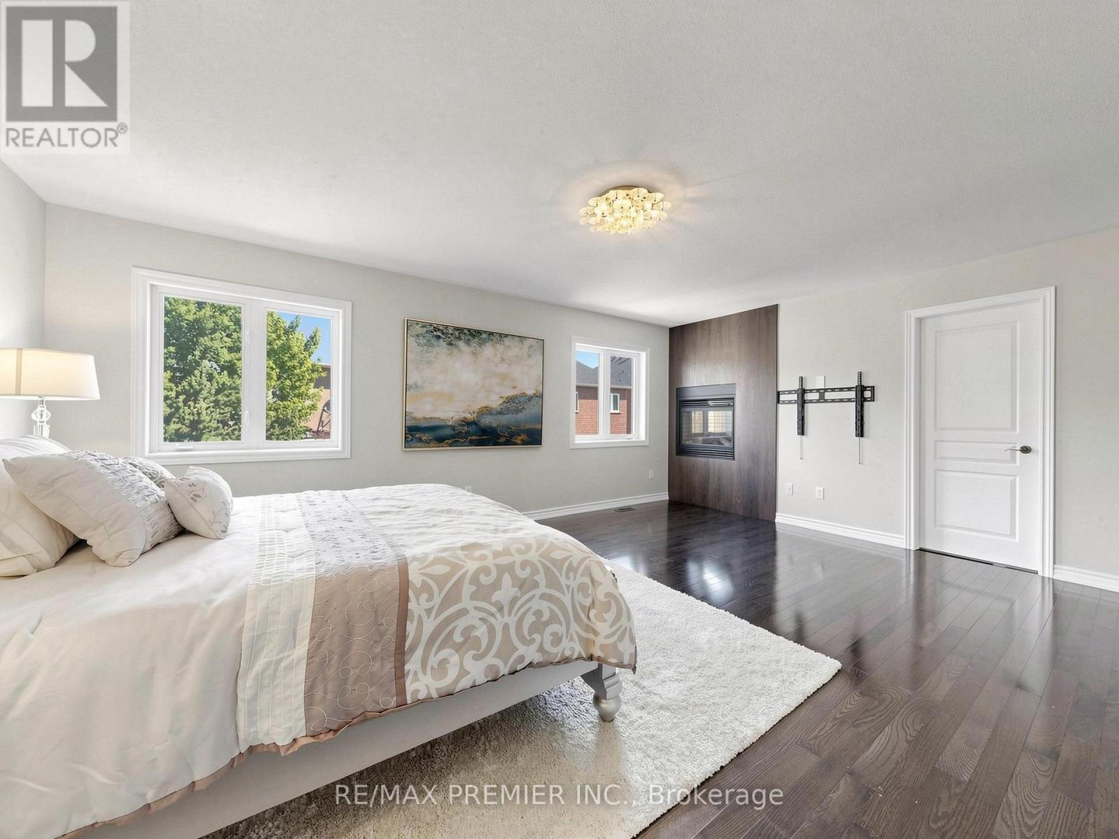 50 ASCALON DRIVE - 20