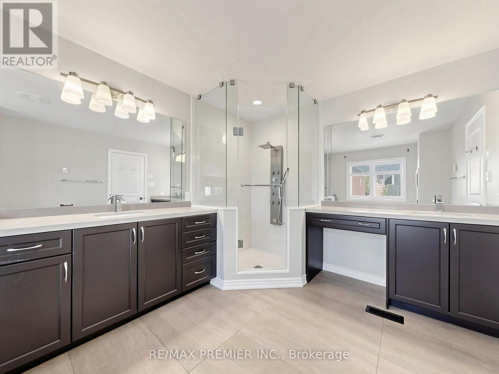 50 ASCALON DRIVE - 23