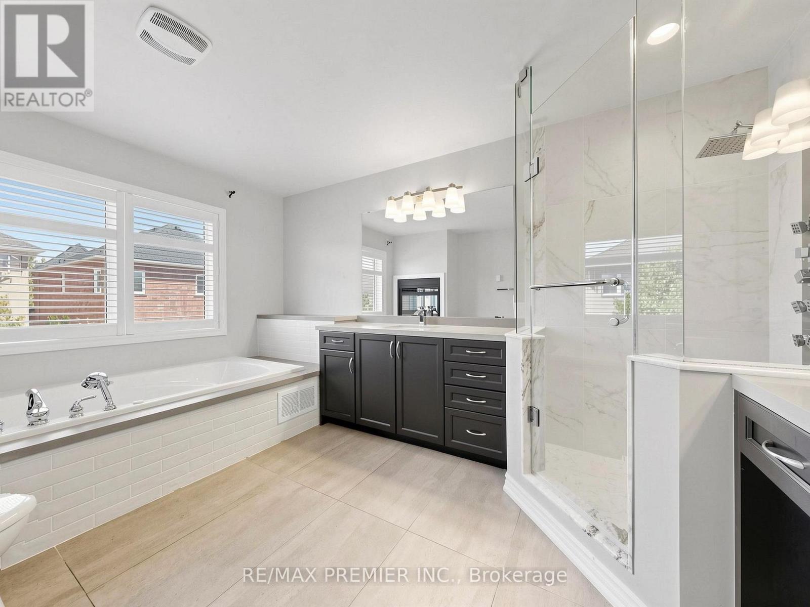 50 ASCALON DRIVE - 24