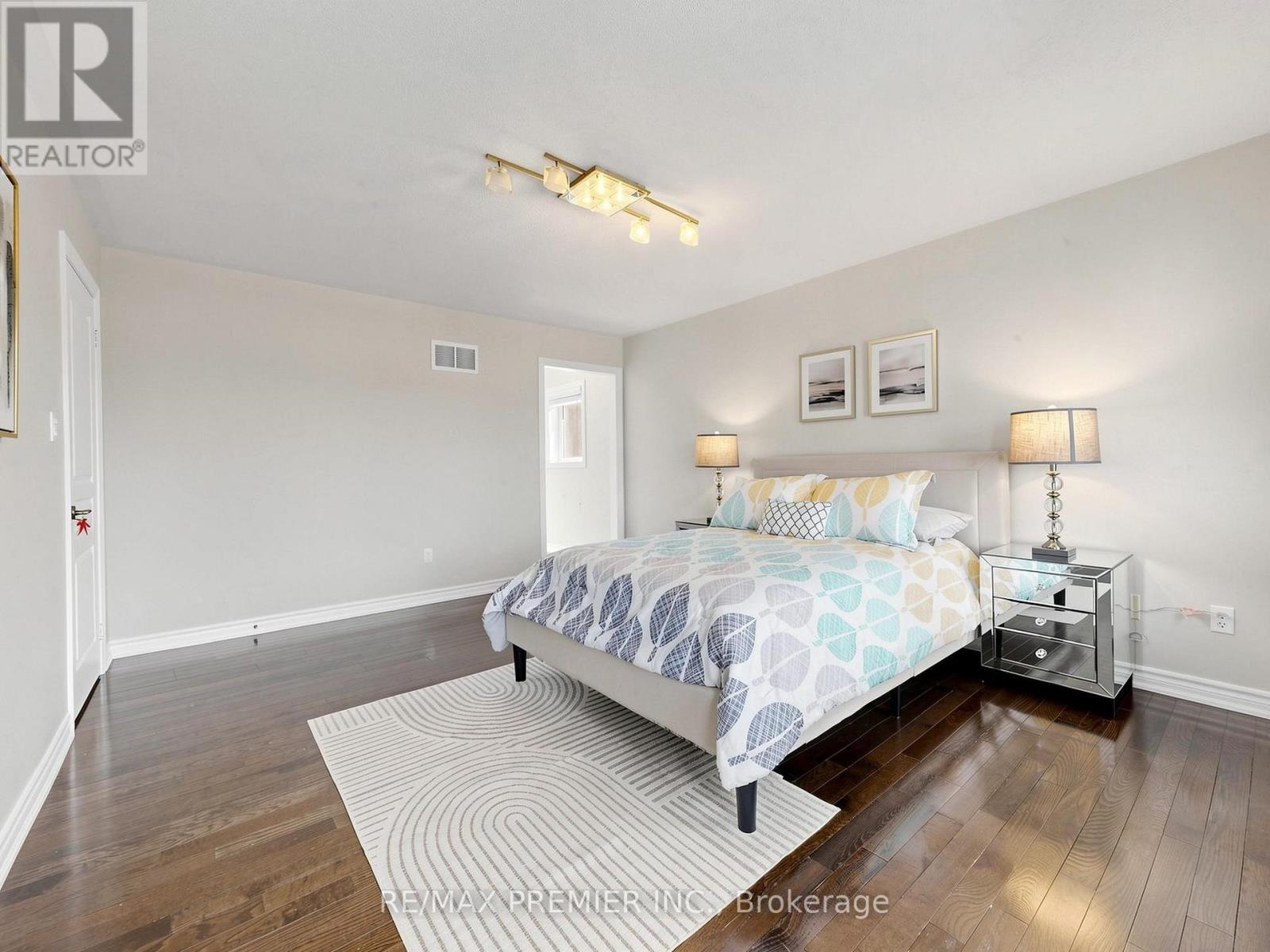 50 ASCALON DRIVE - 27