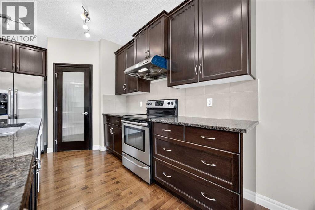 1022 Evanston Drive — photo 12
