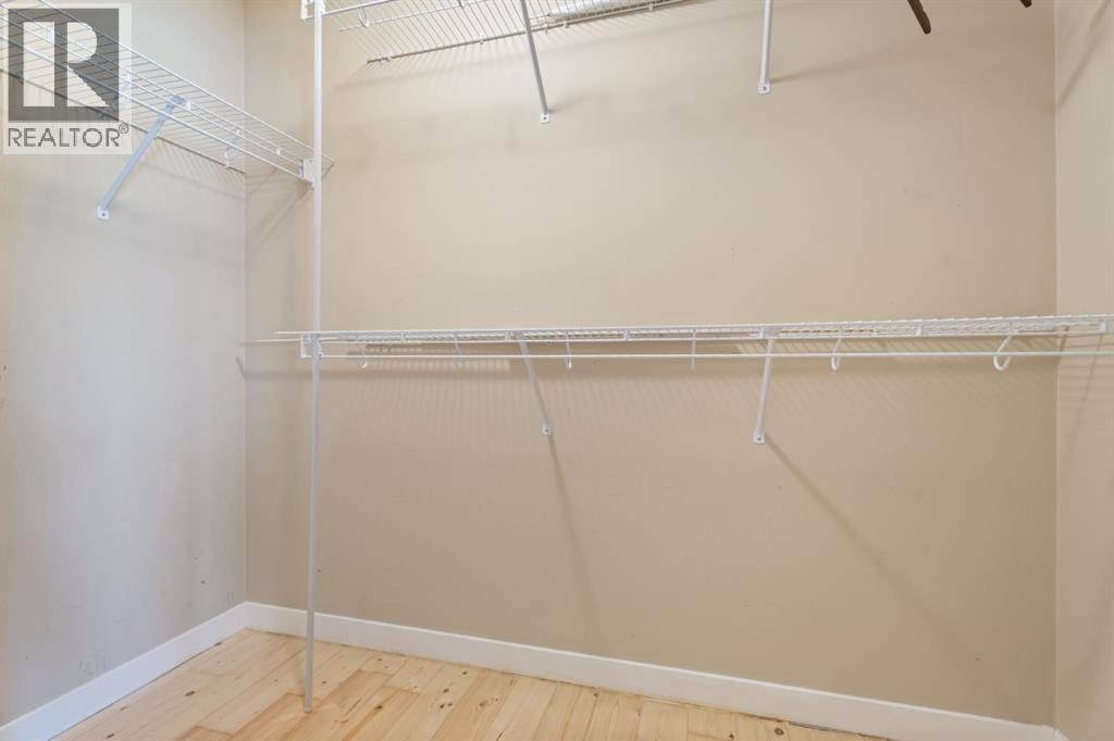 135 Drake Landing View — photo 35
