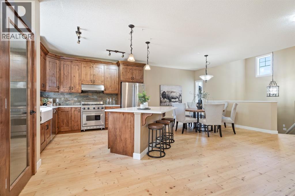 135 Drake Landing View — photo 8
