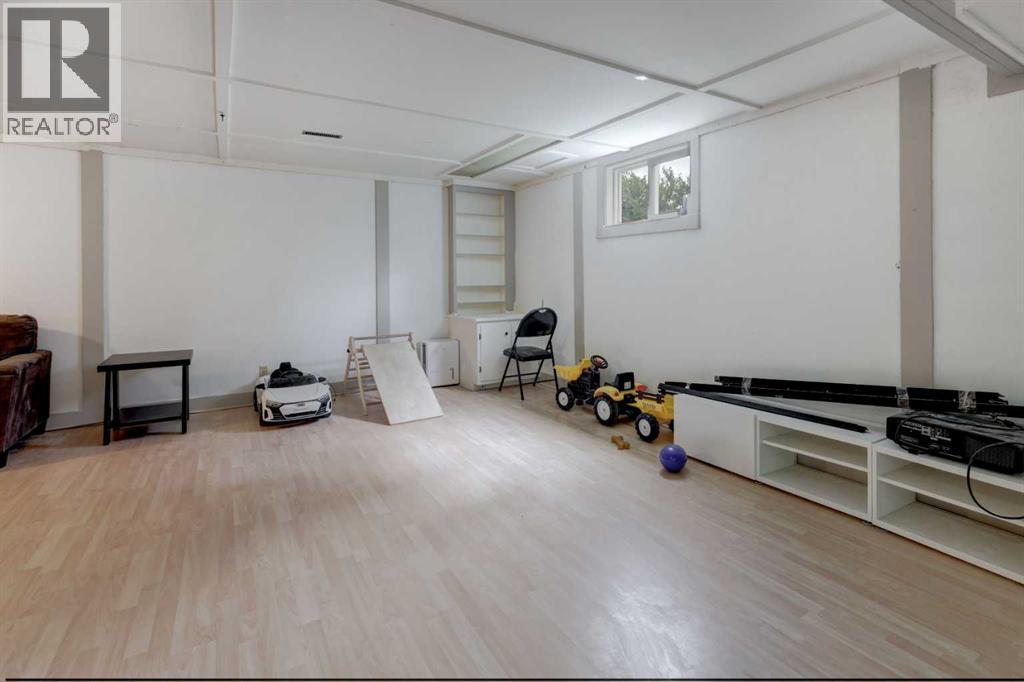 620 Mcculloch Crescent — photo 20