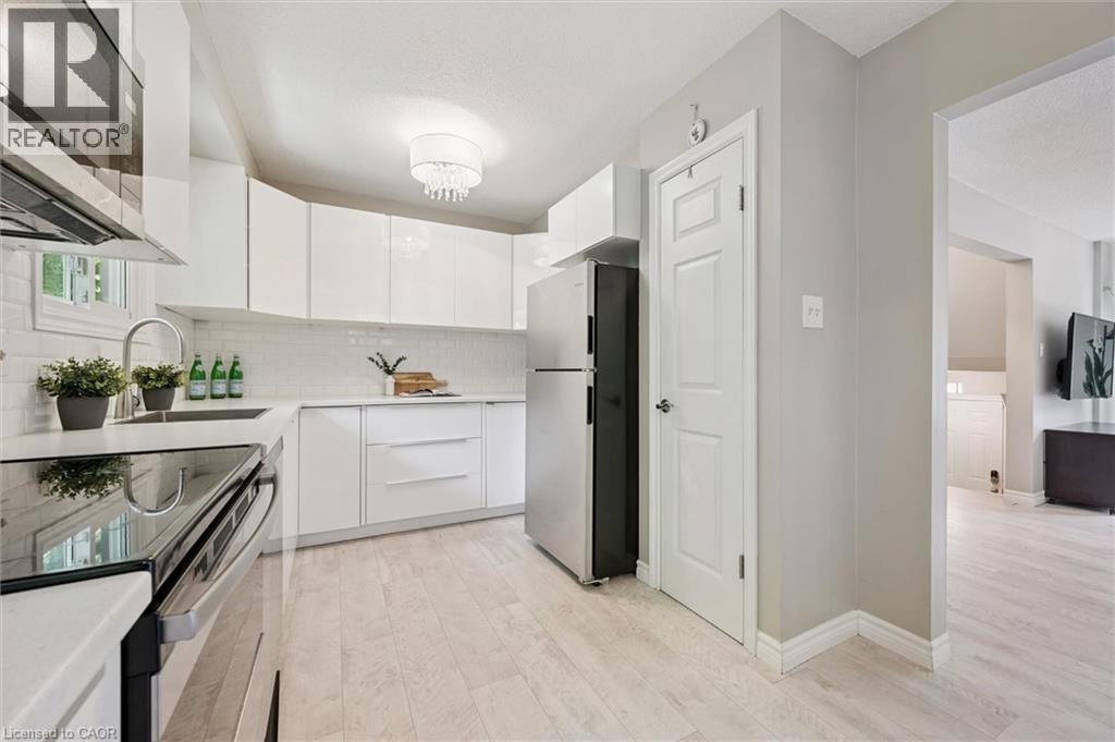 #53 49 CEDARWOODS Crescent - 11