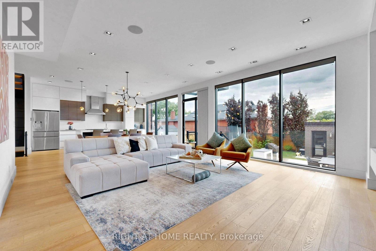 2931 LANSDOWNE AVENUE - 20