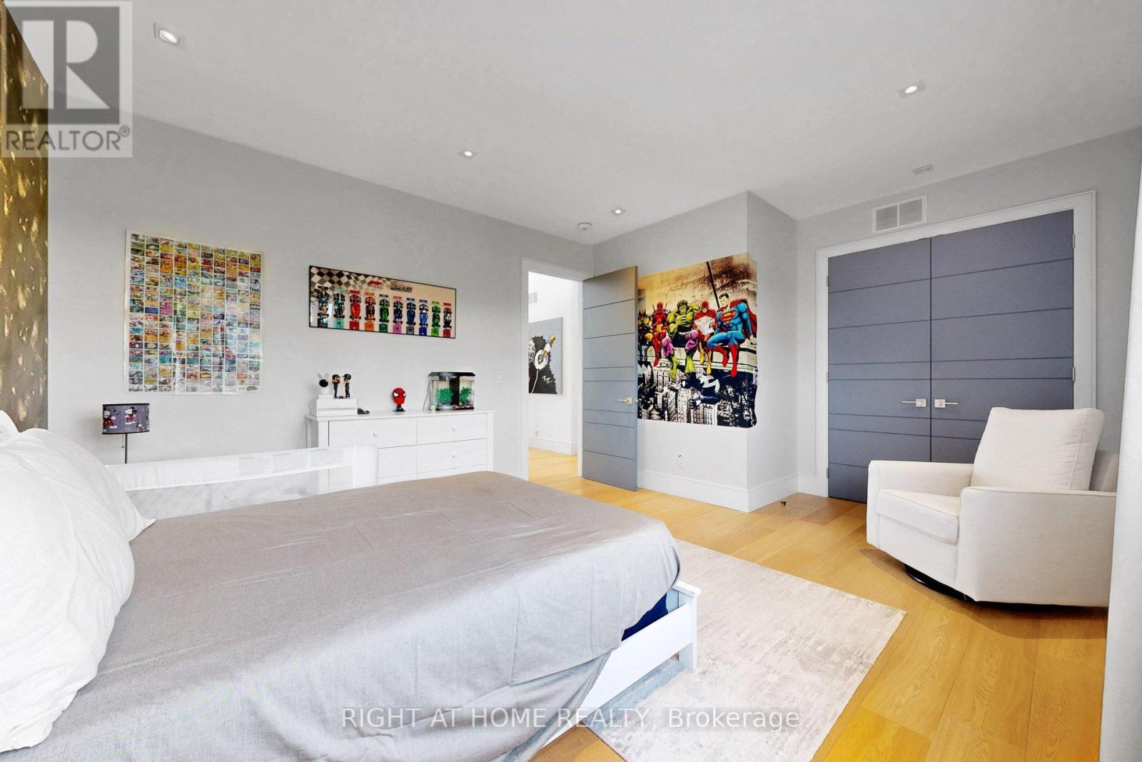 2931 LANSDOWNE AVENUE - 30