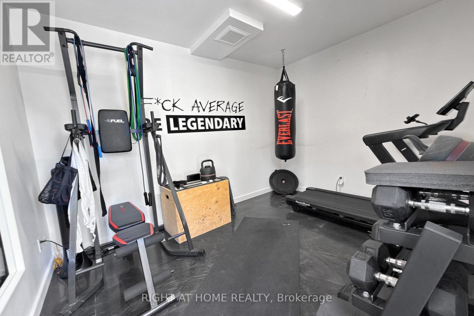 2931 LANSDOWNE AVENUE - 47