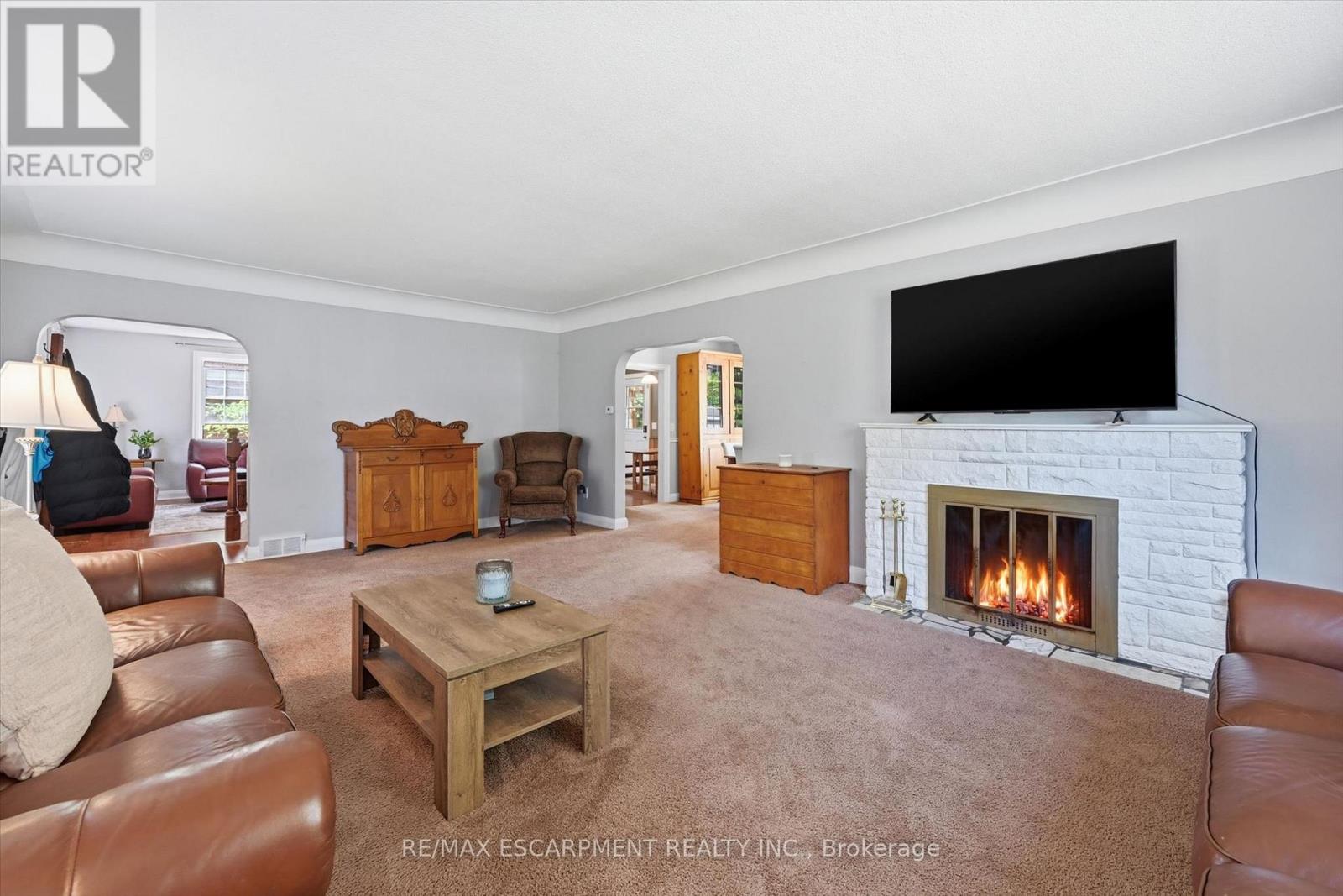 938 CLOVERLEAF DRIVE - 7