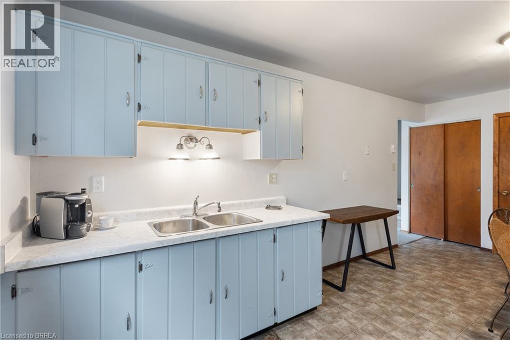 #12B 18 OAKHILL Drive - 15