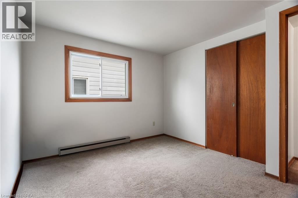 #12B 18 OAKHILL Drive - 22