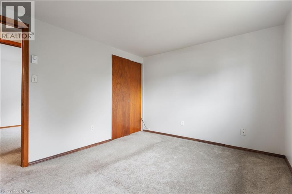 #12B 18 OAKHILL Drive - 26