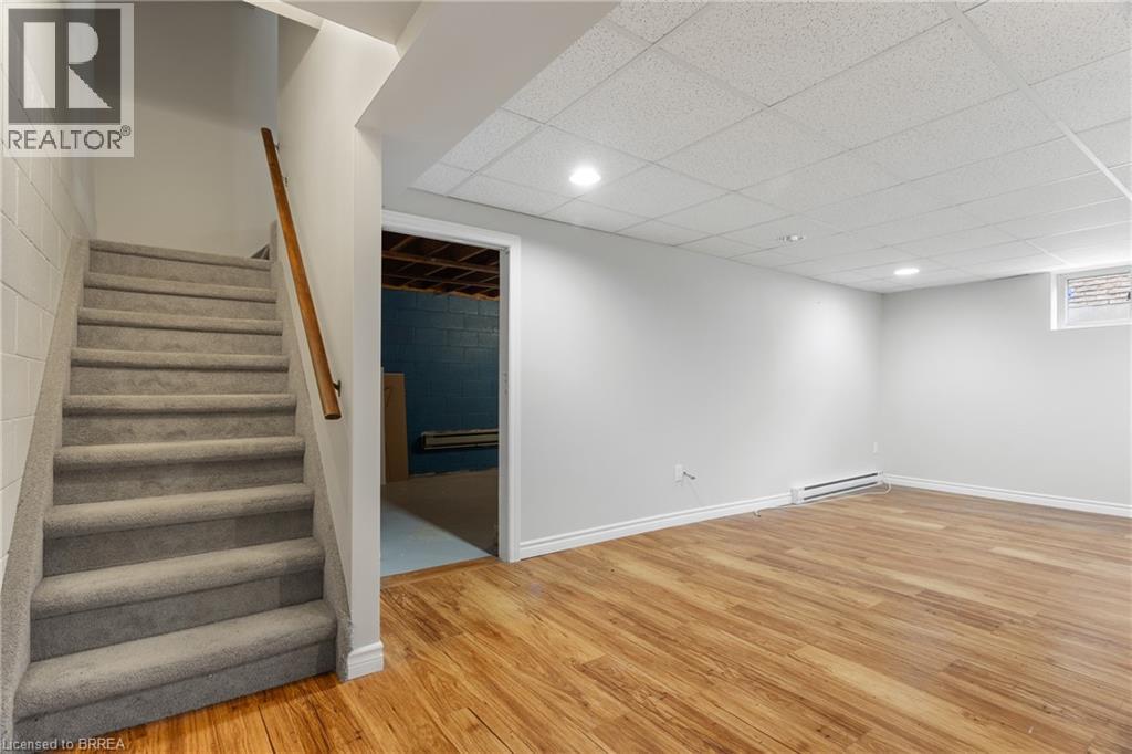 #12B 18 OAKHILL Drive - 28