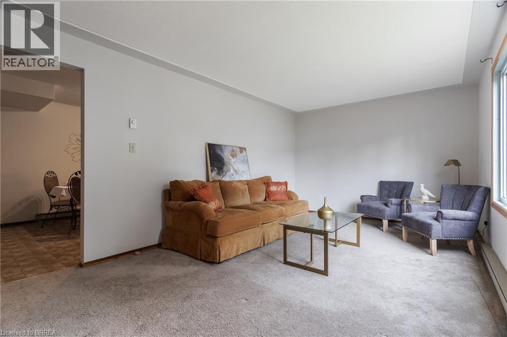 #12B 18 OAKHILL Drive - 5