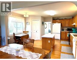 6131 Drinkwater Rd, Port Alberni, BC V9Y8W6 Photo 14