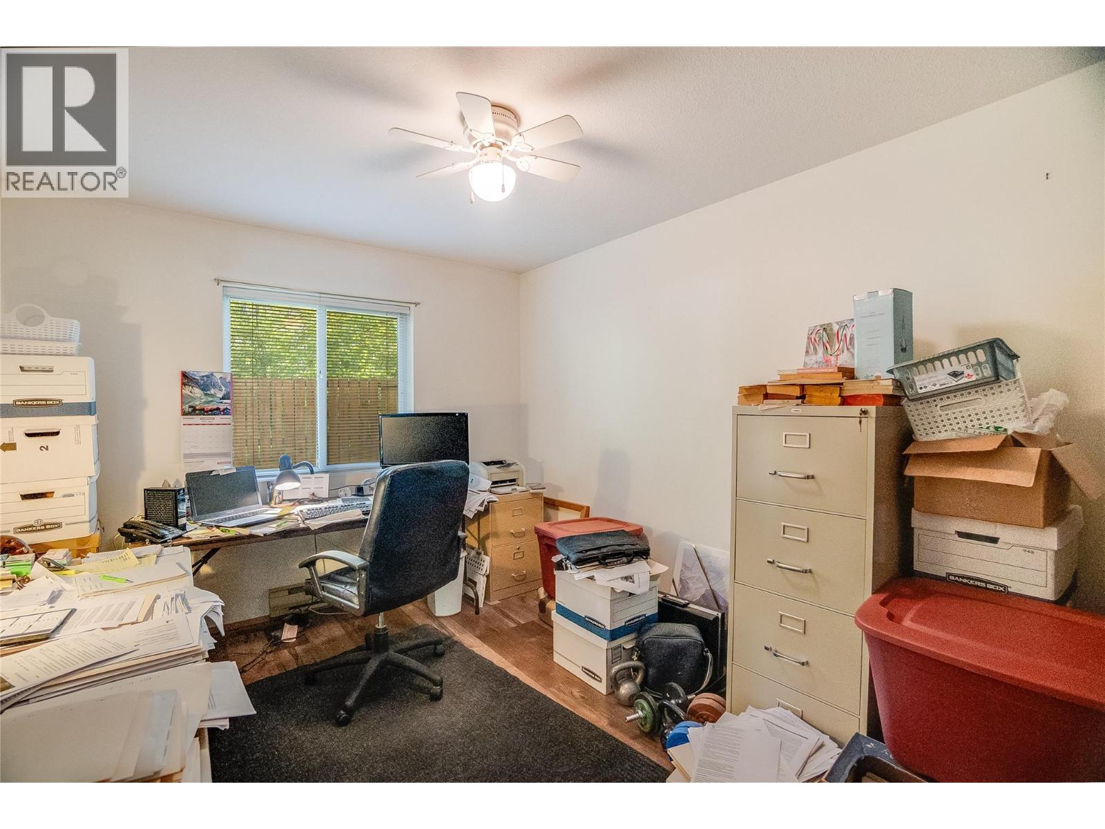 663 COLUMBIA Avenue - 23