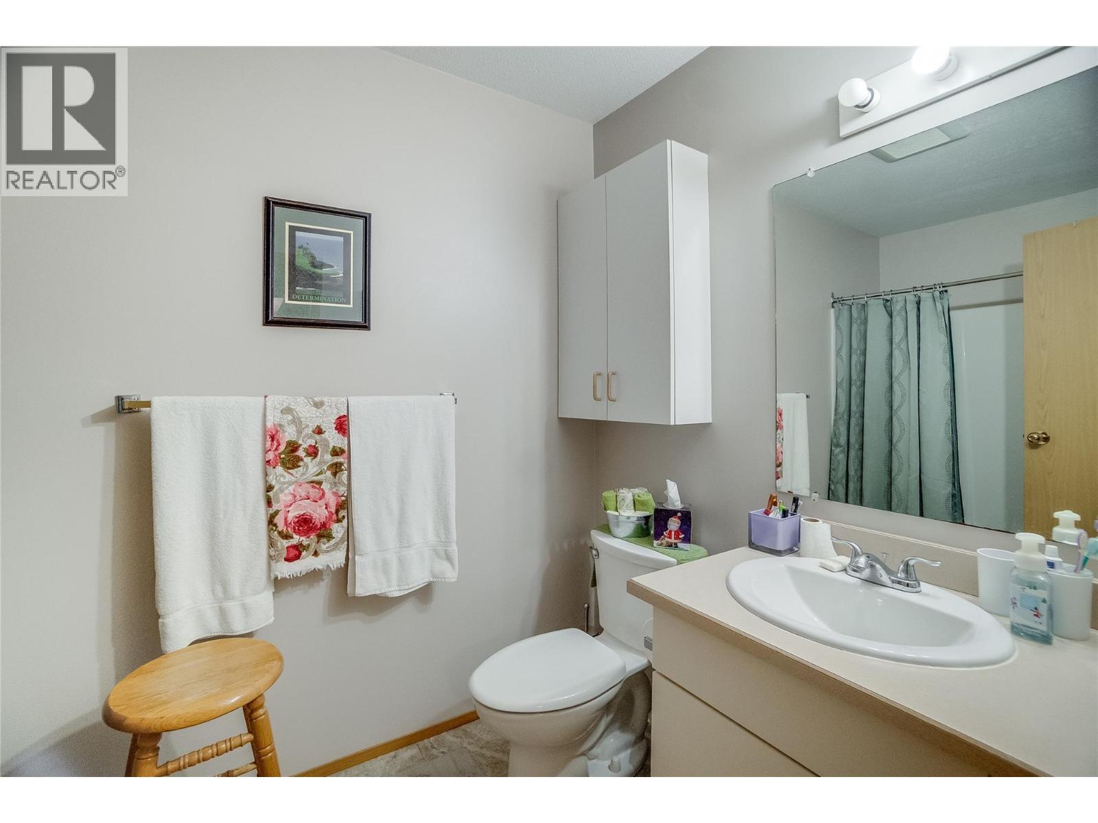 663 COLUMBIA Avenue - 39