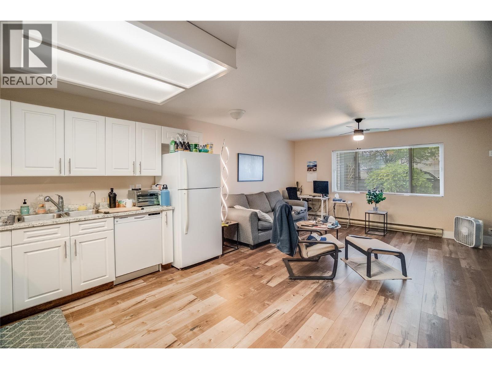 663 COLUMBIA Avenue - 58
