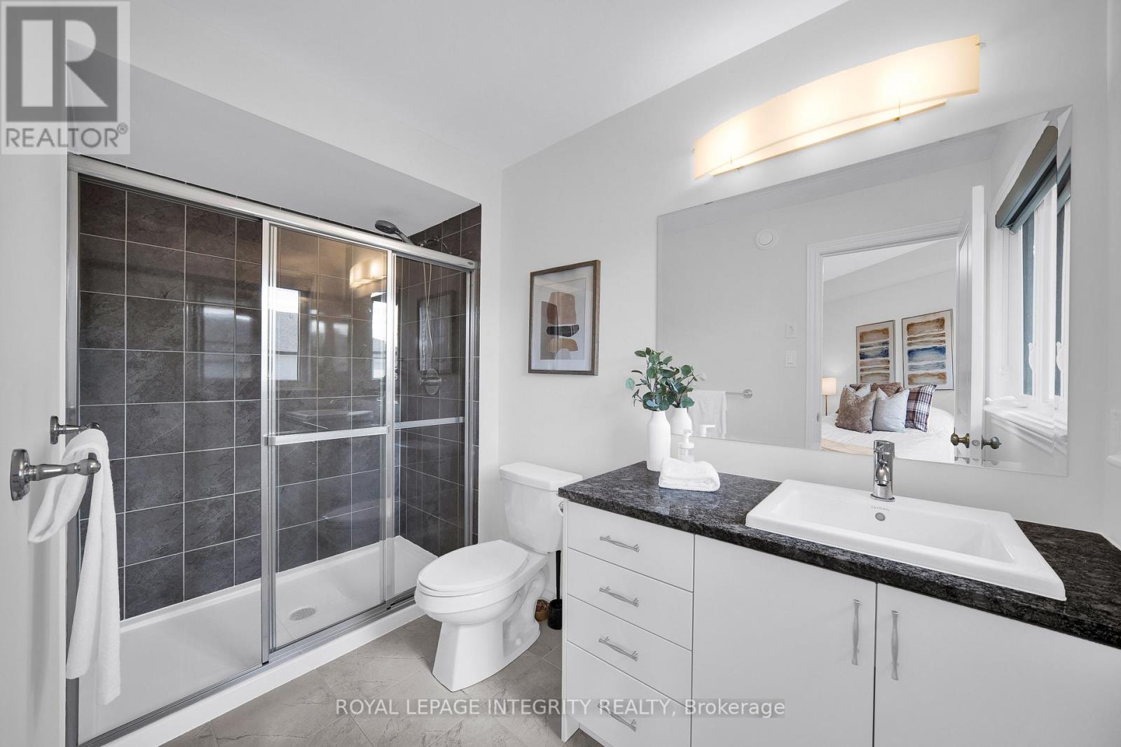 353 CORNICE STREET - 22