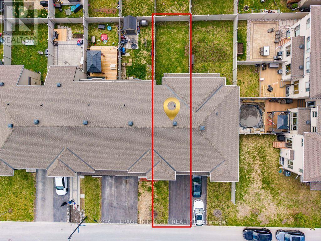 353 CORNICE STREET - 34
